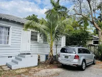 Le Petit Maison Hotels in Coconut Grove