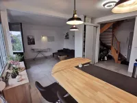 Duplex Lumineux vue sur le Château Hotels in Montbeliard