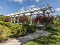 COZY BEACH RETREAT JUST MINUTES AWAY FROM BEACH Hotels in Osprey