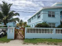 Sunset Beach A6 Beautiful remodeled condo on the Beach San Pedro - kayaks, bikes Hotel a 