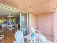 Beachy 2 Bedroom Coakley Bay Condo with AC, pool and backup generator.