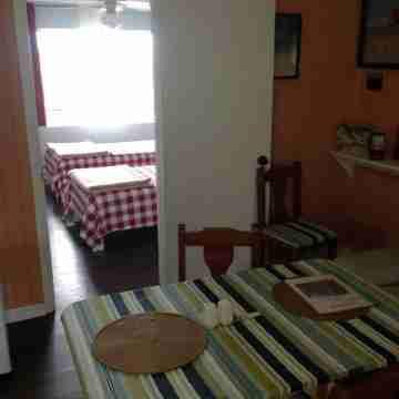 "We Make Your Stay In The Bahamas Both Comfortable and Affordable" Dining/Meeting Rooms