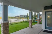 Cozy lakeview guest suite