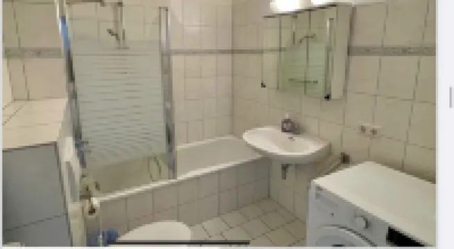 3 large rooms, 77 sqm, elevator, directly on the beach and in the center