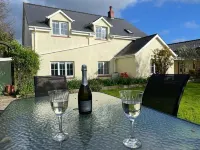 NEW Fantastic Pembrokeshire retreat in Carew
