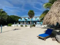 Caribbean Seafront, 2-Level Island Home, Pool, Kayak, Paddle boards and Privacy