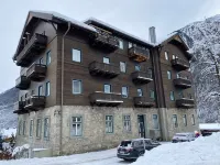 Nice bright apartment in Krimml village, free WiFi, TV, 4 beds, fitted kitchen