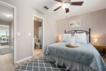 Hidden Gem, South of 30A w/ Private Beach Access