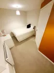 *Modern 3 bed in Newport - close to city centre*