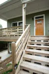 Modern Soundfront Studio, Pier access, Sunsets, Fishing, Watersports, Beach