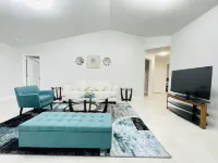 Entire House close to everything. Hotels in Mango