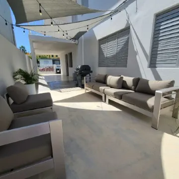 Family friendly house w/private pool 10 minute walk to Boqueron