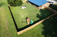 3 Min to Brown County State Park+Hot Tub+Fire Pit+Swing Set+Games