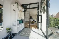 APPARTIO - Modern country-style vacation apartment for 6 people Hotels in Enzkreis