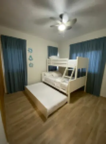 Apartamento en Bayahibe con piscina y cerca de la playa.