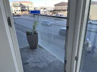 Center apartment in Reykjavik, ocean view. Downtown. Fantastic location.  호텔