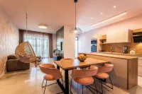 Luxury apartment with jacuzzi in the city center Hoteles en Omiš