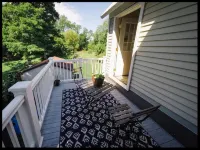 Burdett House Bed & Breakfast