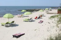 The Corsair & Cross Rip Oceanfront - de playa