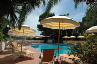 Hotel Capo di Stella - Pools