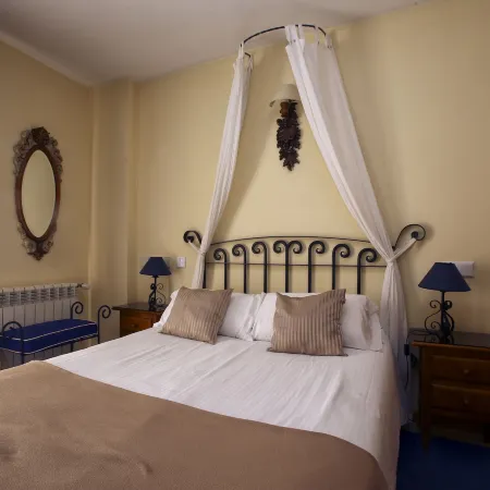 Hotel Arco San Vicente