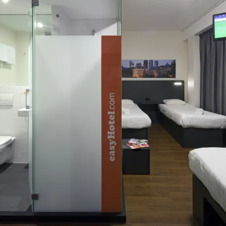 easyHotel the Hague City Centre