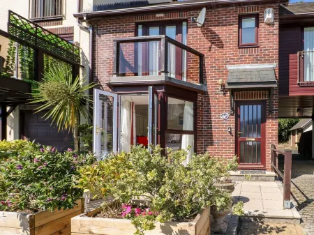 Yacht Haven View Отели в г. Фристроп Кросс