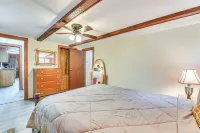 Lake-view Cabin w/ Furnished Deck in Hadley! - Wifi