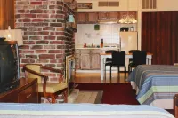 Kentucky Lake Resort & RV Park Hotels in Calvert City
