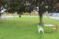 Colonial Motel Hotels in Chatham