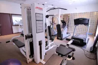 Sea to Sky Hotel and Conference Centre - Gym