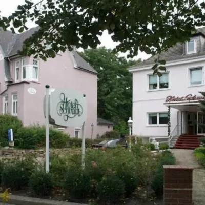 Hotel Schmidt Отели рядом с достопримечательностью «Риссен»