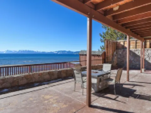 Crown Motel Hotels in Kings Beach