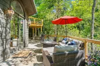 Mountain bliss on 3.25 acres, private, elegant, yet close to everything.