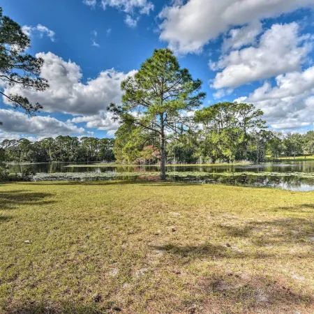 Deltona Lake House, Day Trip to Disney and Universal