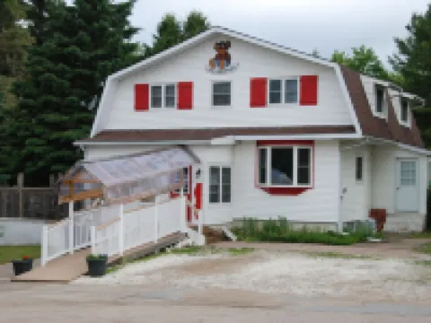 Teddy Bear Bed & Breakfast Hotels in Bancroft