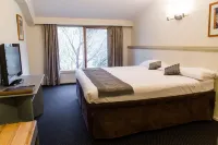 River Inn Hotels in Perisher Valley