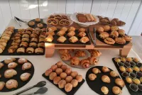Hotel Calina - breakfast