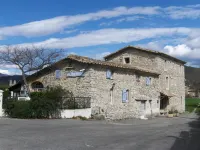 Logis Hotel Restaurant l' Auberge Cigaloise Hotels in Sauve