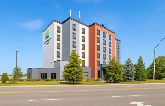 假日酒店及套房密西沙加西/梅多維爾