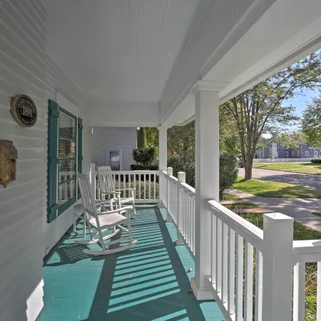 Luxe Lake Geneva Retreat in Downtown!