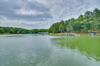 Peaceful Lake Hartwell Gem w/ Boat Dock - 3-Star