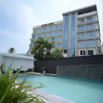 Hotel Jironi - ที่มีสระว่ายน้ำ