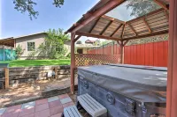 'Rustic Retreat' Moab Townhome w/ Grill & Fire Pit - โฮมสเตย์