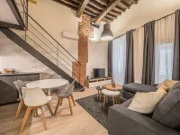 My Luxury Suites - Standard Apartment