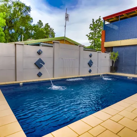 Murray Waters Motor Inn & Apartments
