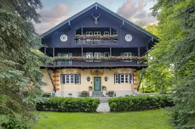 Villa Zollhaus Bed & Breakfast Hotel a 