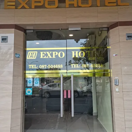 Expo Hotel