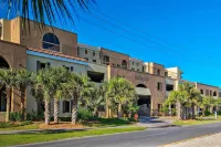 Family Condo: Resort Pool Access & Ocean View - Beach