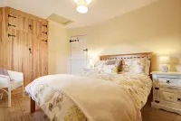 Charming cottage on North Norfolk coast